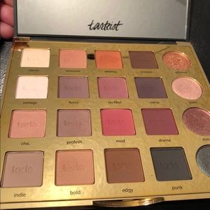 Tarte Cosmetics eyeshadow palette